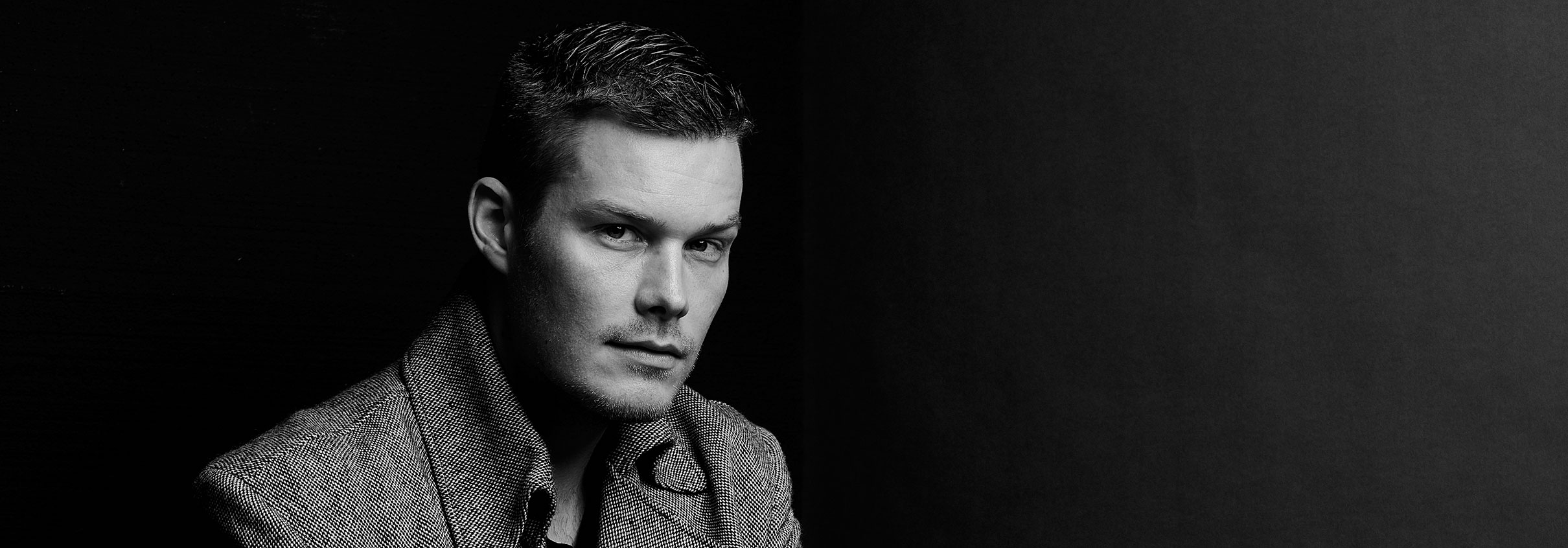 Schauspielerfotos im Studio, Männerportraits in Schwarzweiss, Fotograf Fürth