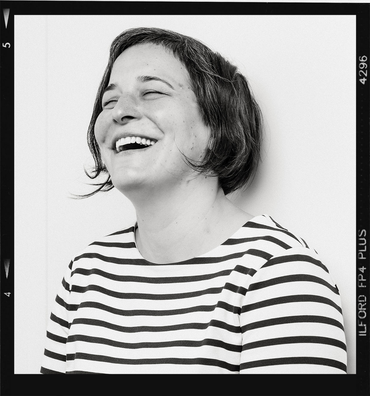 Frauenportrait, Portraitserie mit Lara - Fotograf Fürth Frauenportrait, Portraitserie mit Lara - Fotograf Fürth