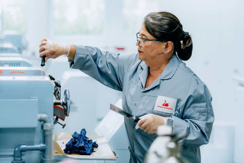 Industriefotos für Schwan Cosmetics, Fürth, Nürnberg