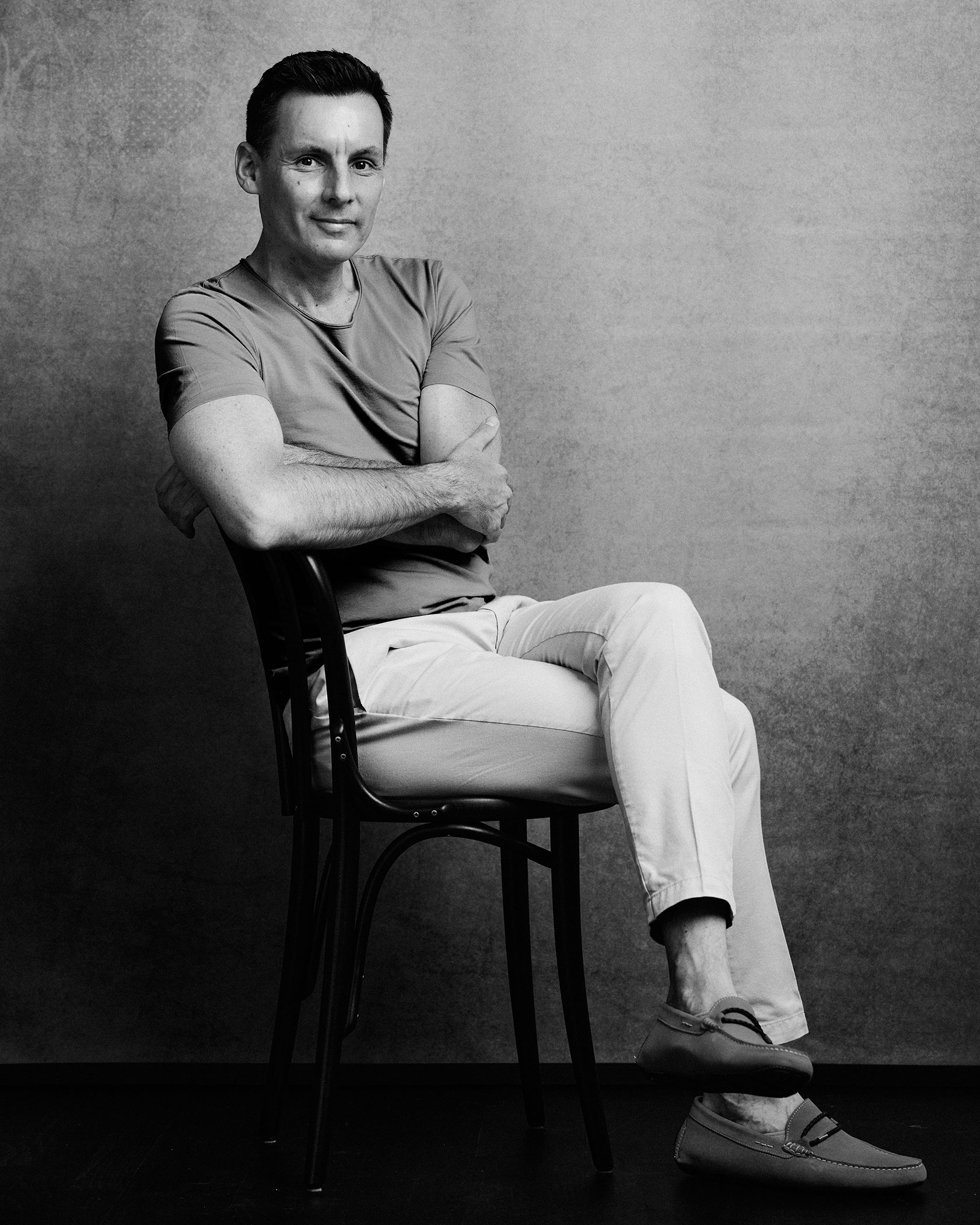 Frauenportrait, Portraitserie mit Lara - Fotograf Fürth Frauenportrait, Portraitserie mit Lara - Fotograf Fürth