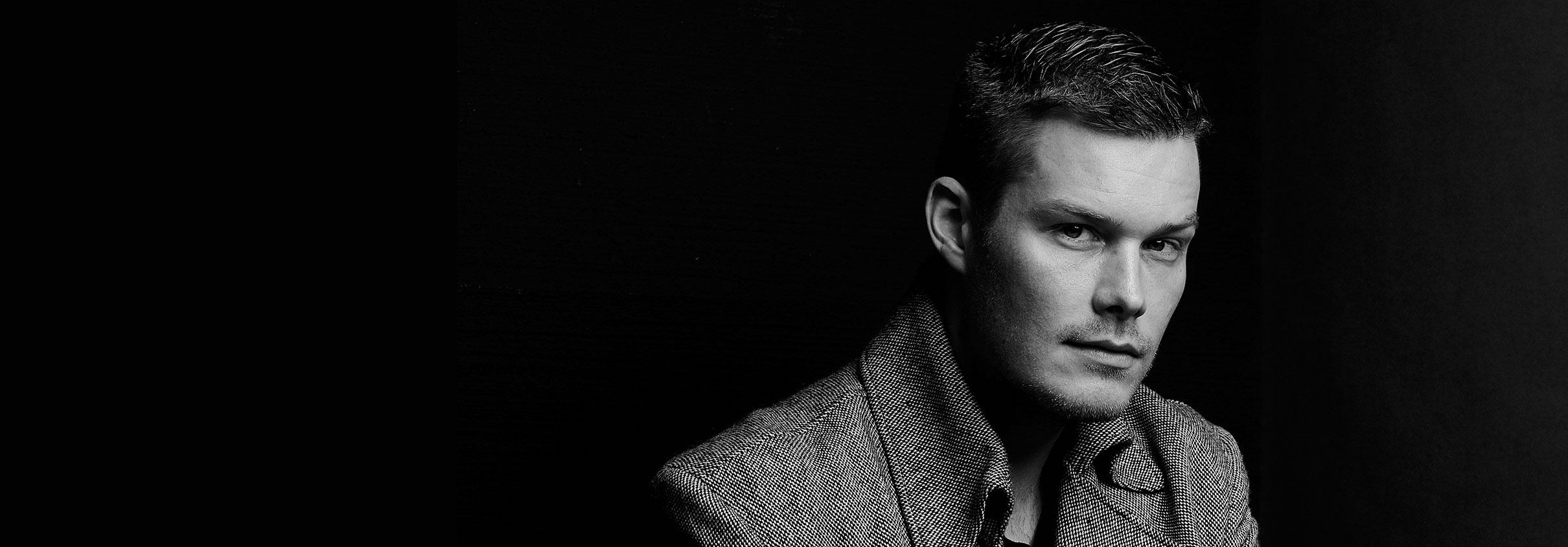 Schauspielerfotos im Studio, Männerportraits in Schwarzweiss, Fotograf Fürth