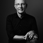 Portrait Ralf Klöpfer für Jahrbuch WERTVOLL von Deutsche Wohnwerte