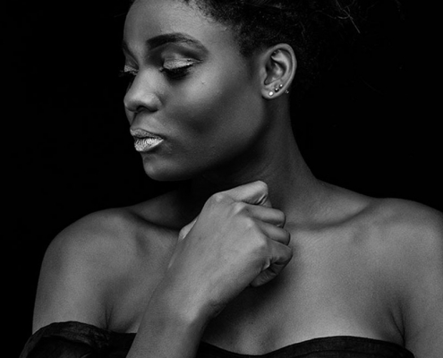 Black and White Fotoshooting für Make-up Artist School by Carola Hickl