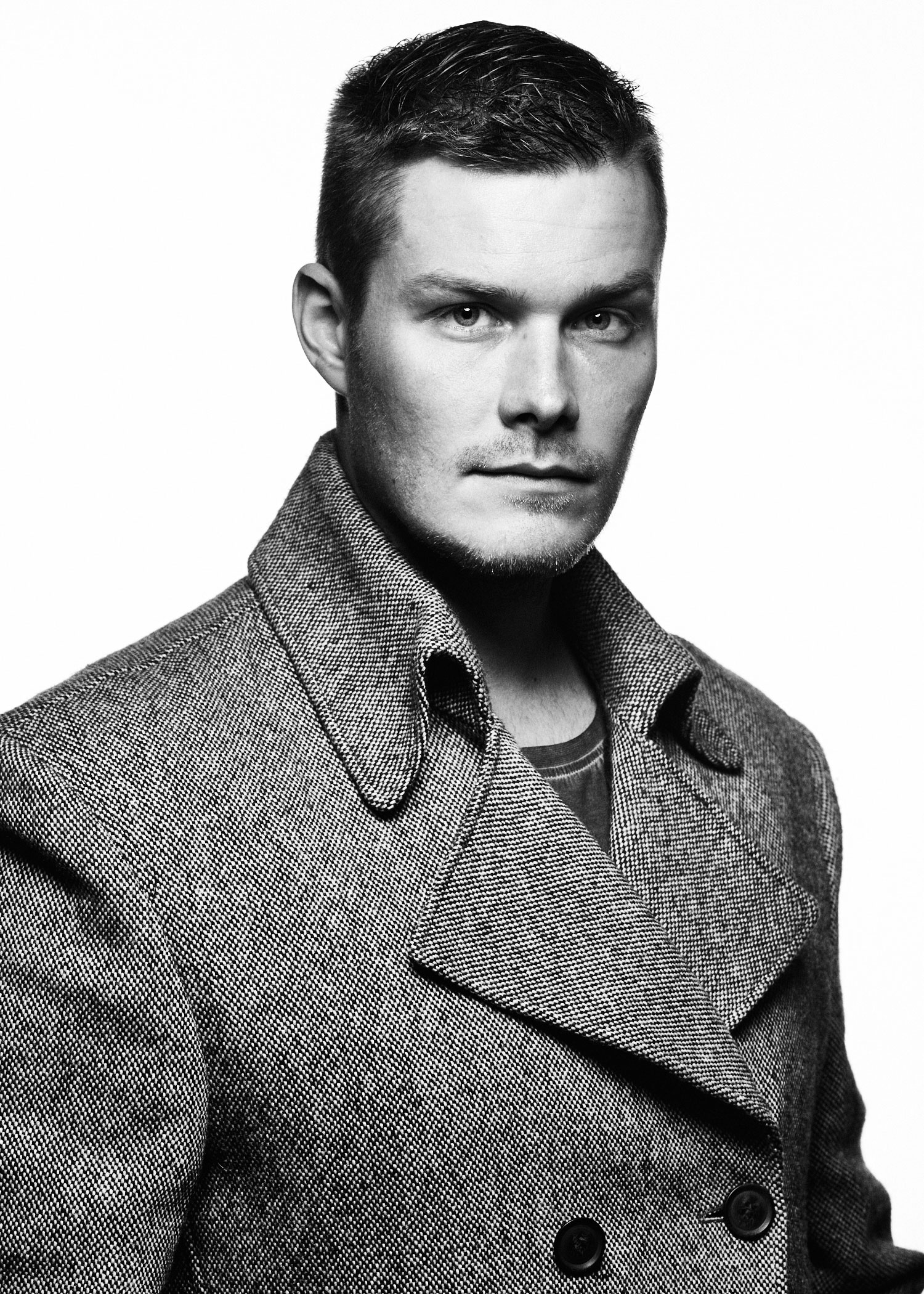 Schauspielerfotos im Studio, Männerportraits in Schwarzweiss, Fotograf Fürth Schauspielerfotos im Studio, Männerportraits in Schwarzweiss, Fotograf Fürth